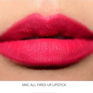 💝MAC ALL FIRED UP LIMITED EDITION PACKAGING 💝